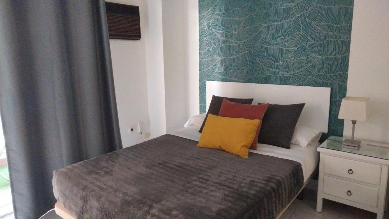 Triana Fenix Lejlighed Sevilla Eksteriør billede